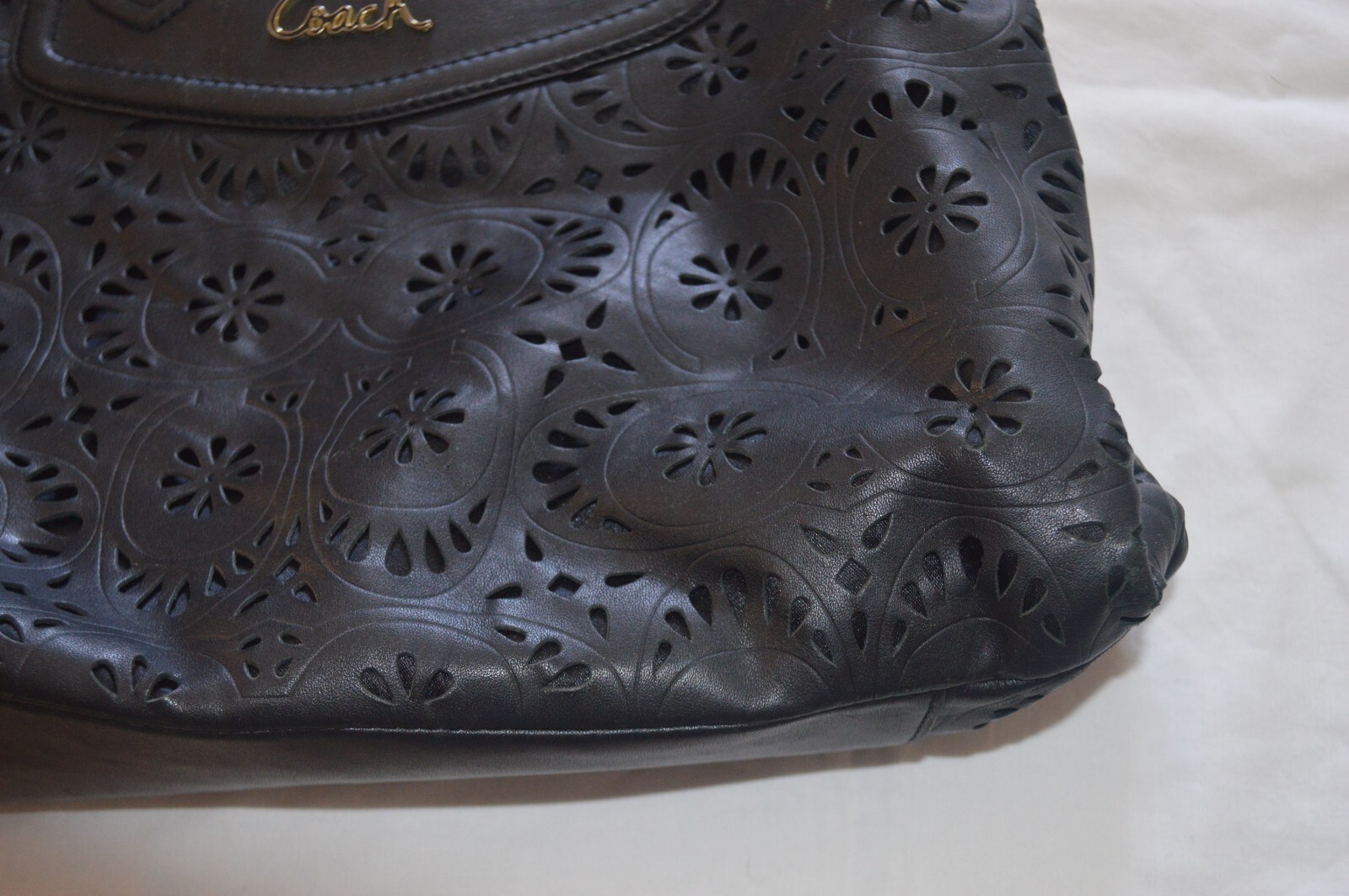 Coach Leather Black Eyelet Shoulder Bag Gem
