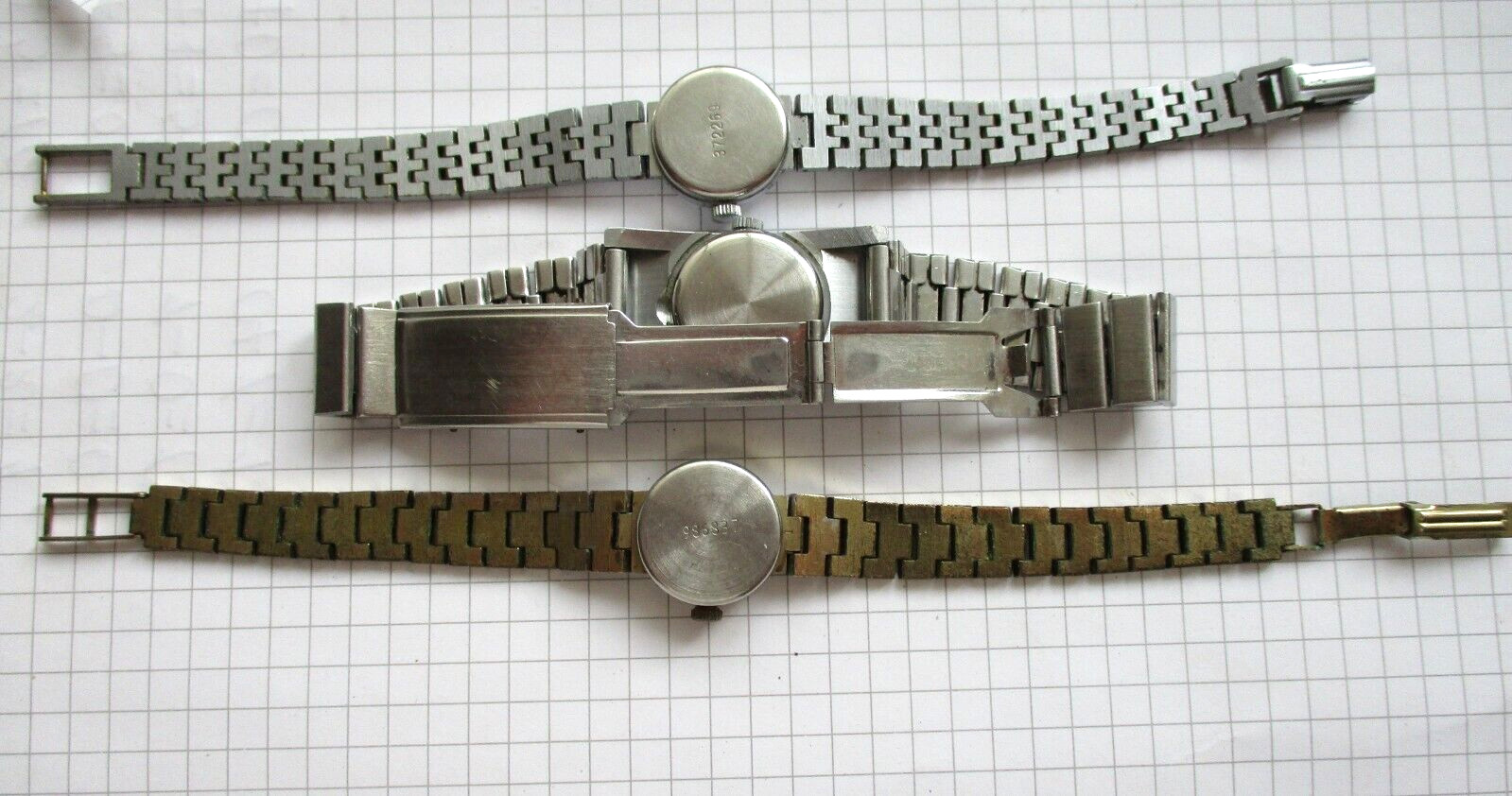 Vintage women's watch Chaika Classic women's mechanical Soviet USSR 3 pieces
