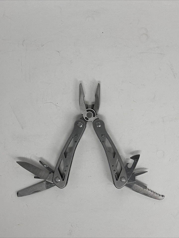 Stanley Stainless 12-in-1 Multi Tool 2CR Pliers Knife Screwdrivers File Survival - Image 2 of 2