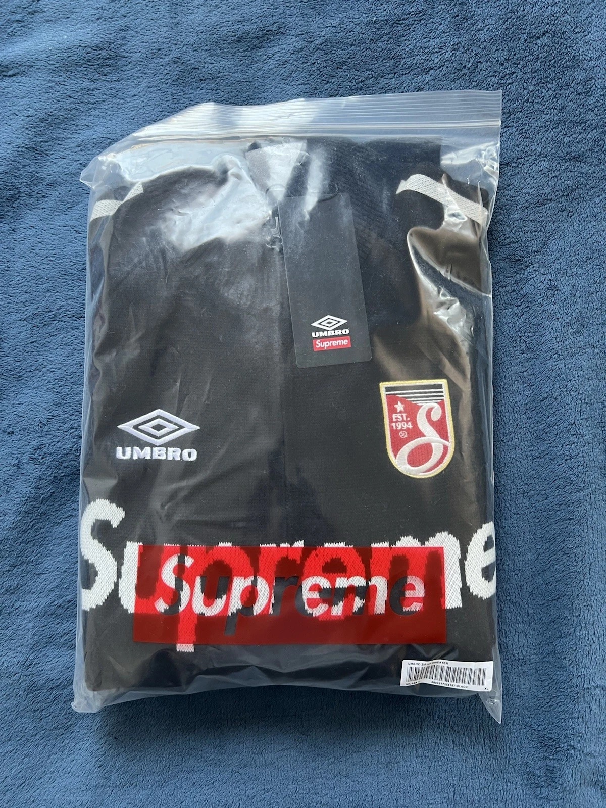 Pull zippé Supreme Umbro 