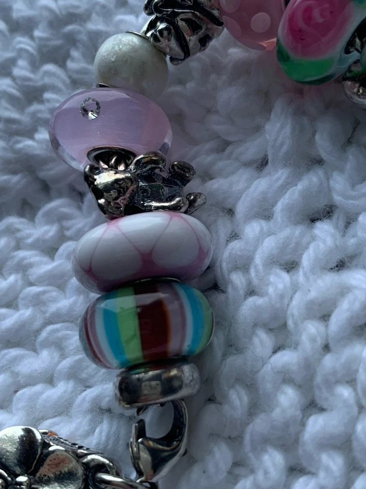 Brazalete Trollbeads cola de zorro esterlina con broche de flores GRANDE 18 cuentas/dijes ÚNICO EN SU CLASE Foto 3 de 4