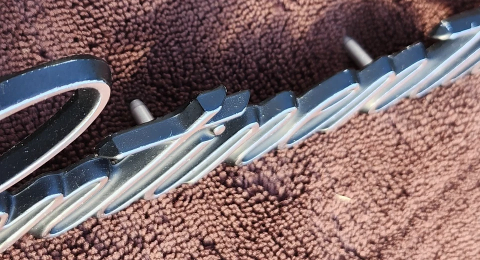 Nuevo de Lote Antiguo Lincoln Continental Quarter Panel Script 1964 65 66 67 68 69 emblema Foto 4 de 4