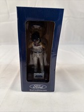 Roberto Alomar Bobblehead and Frank Thomas Statue Stadium Giveaways 65