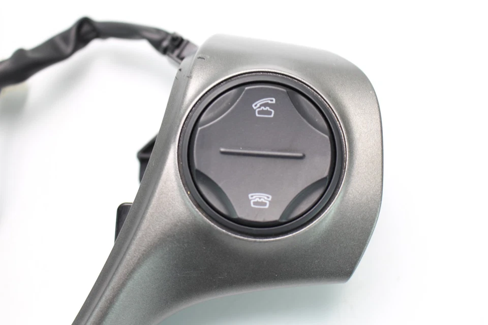 2015 TOYOTA VENZA STEERING WHEEL VOLUME CRUISE CONTROL SWITCH OEM - Image 3 of 4