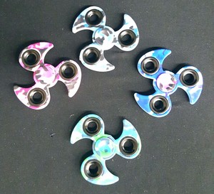 spinner ring arm slinky