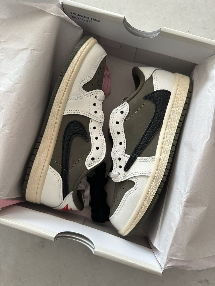 Size 13C Nike Air Jordan Travis Scott x Air Jordan 1 Low Medium Olive Preschool
