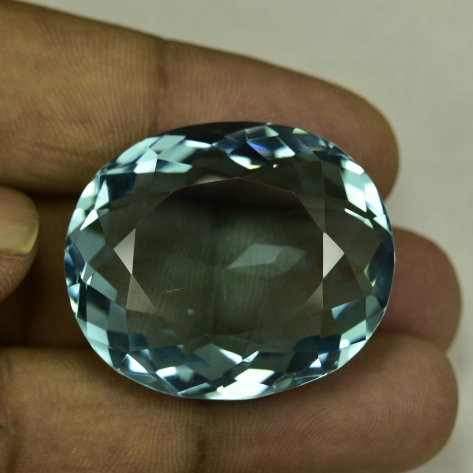 140.0 cts Super Deep Blue SANTAMARIA Aquamarine From Brazil. 100