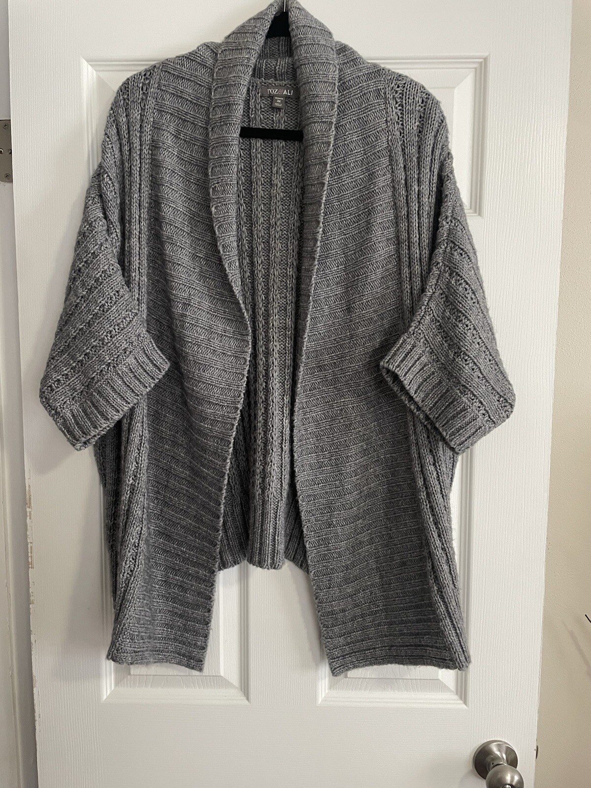 Roz & Ali Women's Open Front Gray Cardigan Sweater Cropped Back Size 3X