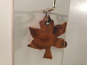 Keyring Solid English Yew Sycamore Leaf Keyring Ebay
