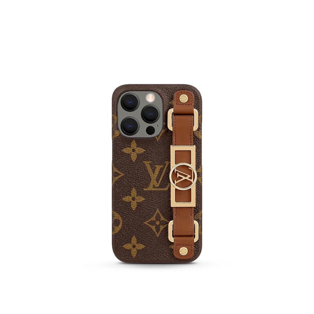 Den sandsynlige plade venskab LOUIS VUITTON iPhone 12/12 PRO Bumper Daufine M69782 Monogram Phone Case |  eBay