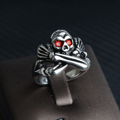 Ghthic Cross Hand Skull Ring Men's Stainless Steel Punk Biker Red CZ Skull Ring
