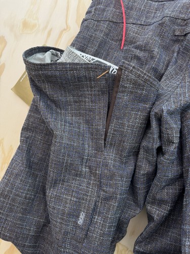 686 Smarty Pantaloni Cargo Donna Medium Snowboard Sci Plaid Liner BOA Compatibile NUOVI - Foto 15 di 20