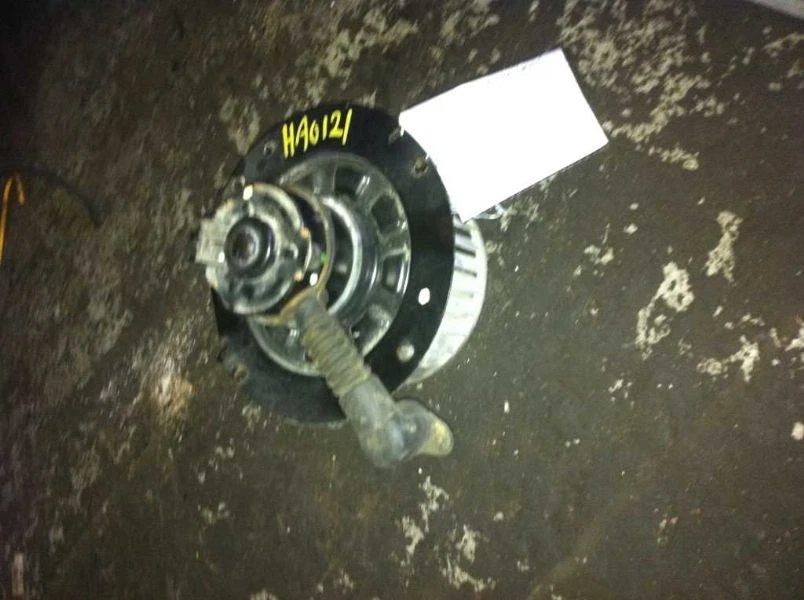 2006 FORD E350 SD BLOWER MOTOR REAR - Image 4 of 4