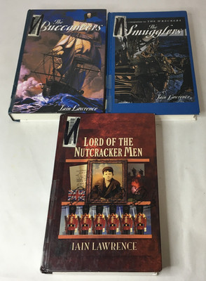 Iain Lawrence LARGE PRINT Lot - Nutcracker Buccaneers Smugglers