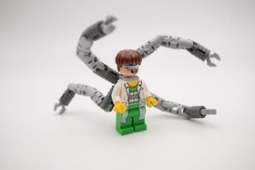 LEGO&reg; Marvel Minifigure - Dr. Octopus (Otto Octavius) 76015