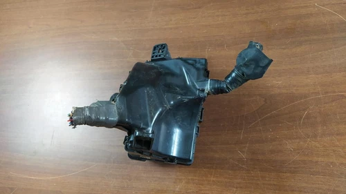 82662-52800 Caja Reles/Fusibles para TOYOTA YARIS (KSP1/NLP1/NSP1) 2014 265578 - Imagen 5 de 10
