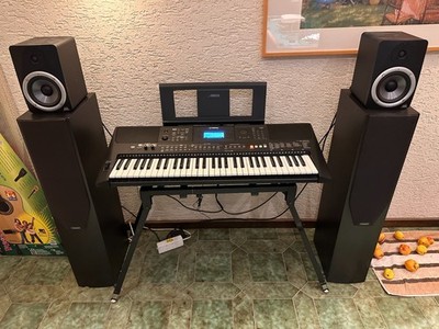 Yamaha Keyboard PSR-E463 mit 2 Studio-Aktivboxen und Ständer