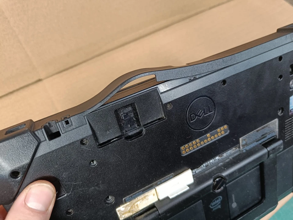 Dell Latitude 7220 Rugged Extreme · i5-8365U · 8GB · 256GB, photo 3 of 4