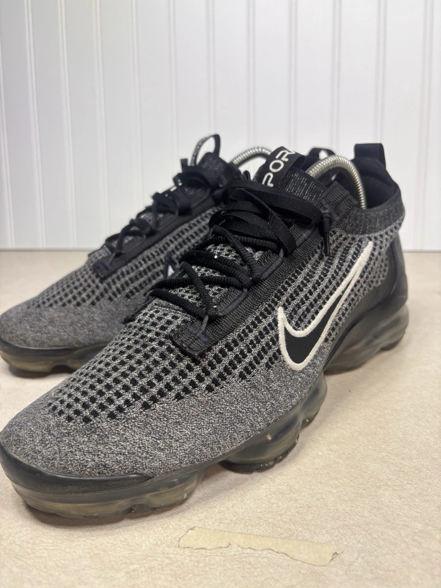 Nike Air VaporMax 2021 Flyknit Sneakers Men\'s Sz 6 Running Shoes Amazon.com | Nike Mens Air Vapormax Flyknit 2021 Black  main image 4
