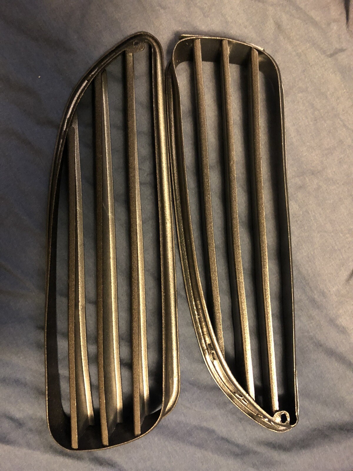 VW KARMANN GHIA FRONT FRESH AIR GRILLS, NEW PAIR TEXTURED BLACK GRILLE