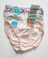 3 Vanity Fair Illumination Bikini Panty Multi 18108 Sz 6/M - NWT