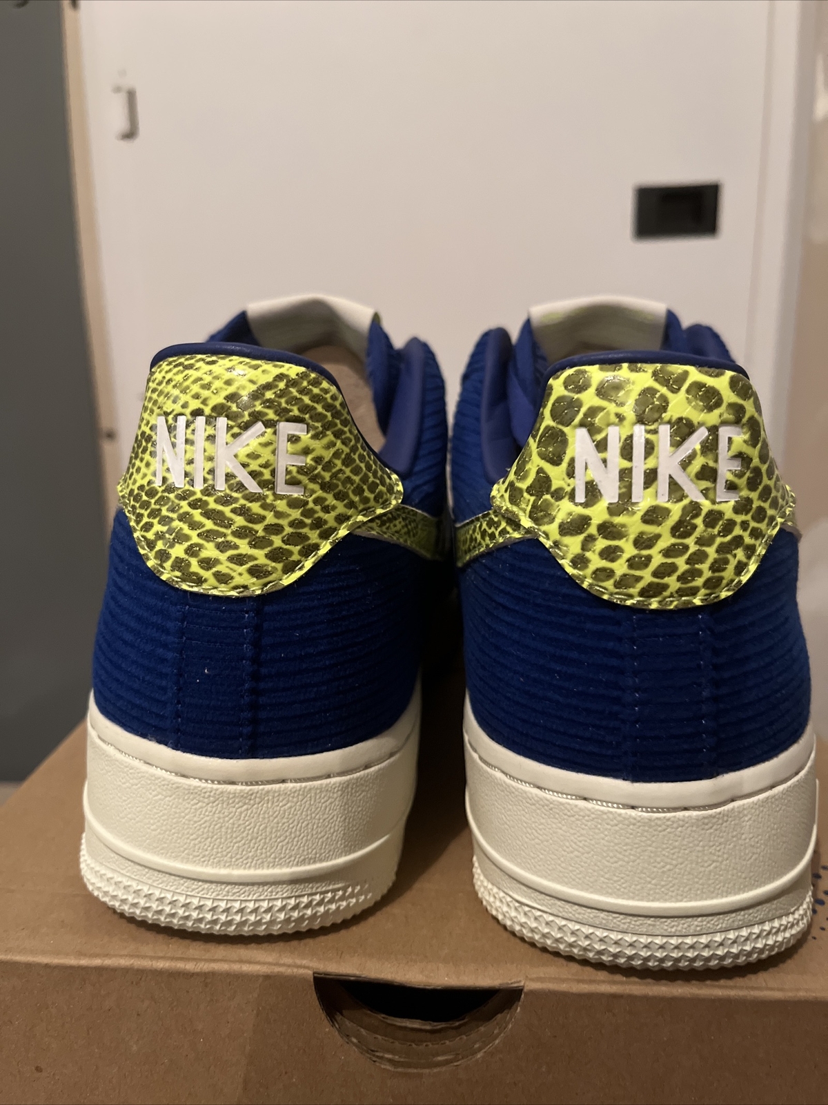 Nike X Olivia Kim Air Force 1 07 NXN CK3314-400 Men’s Size 9 Wms10.5 image 3