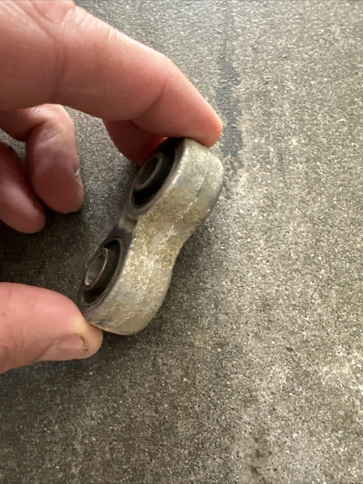 Suzuki RM125 1984 1985 OEM usado amortiguador/silenciador #14770-40000 Foto 4 de 4