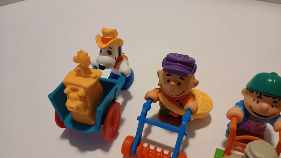 Mcdonalds Peanuts Charlie Brown 1989 Happy Meal Toys juego completo de 4 Foto 2 de 4