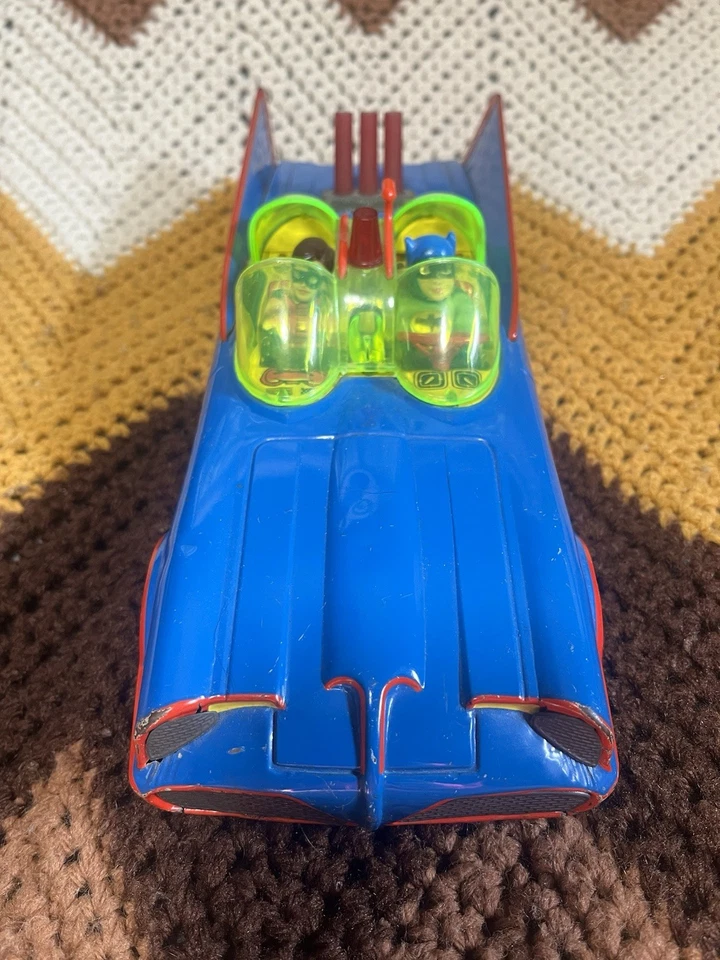 Batman VTG Tin Toy Car Batmobile 1972 National Periodical Japan DC Comics - Image 3 of 4