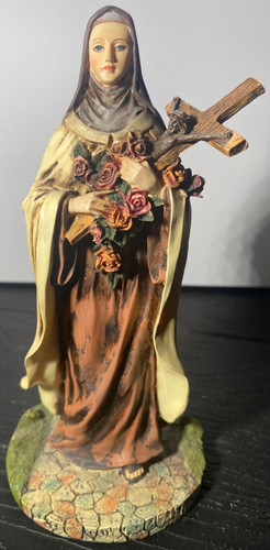 *** BEAUTIFUL NUNS CONVENT SAINT THERESA FIGURE 6.75"