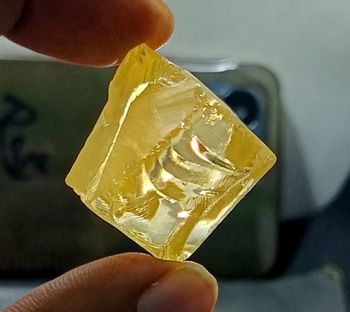 Quality GEMSTONE 207.25 Ct NATURAL Cambodian Zircon Rough Loose EGL Certified - Picture 3 of 7