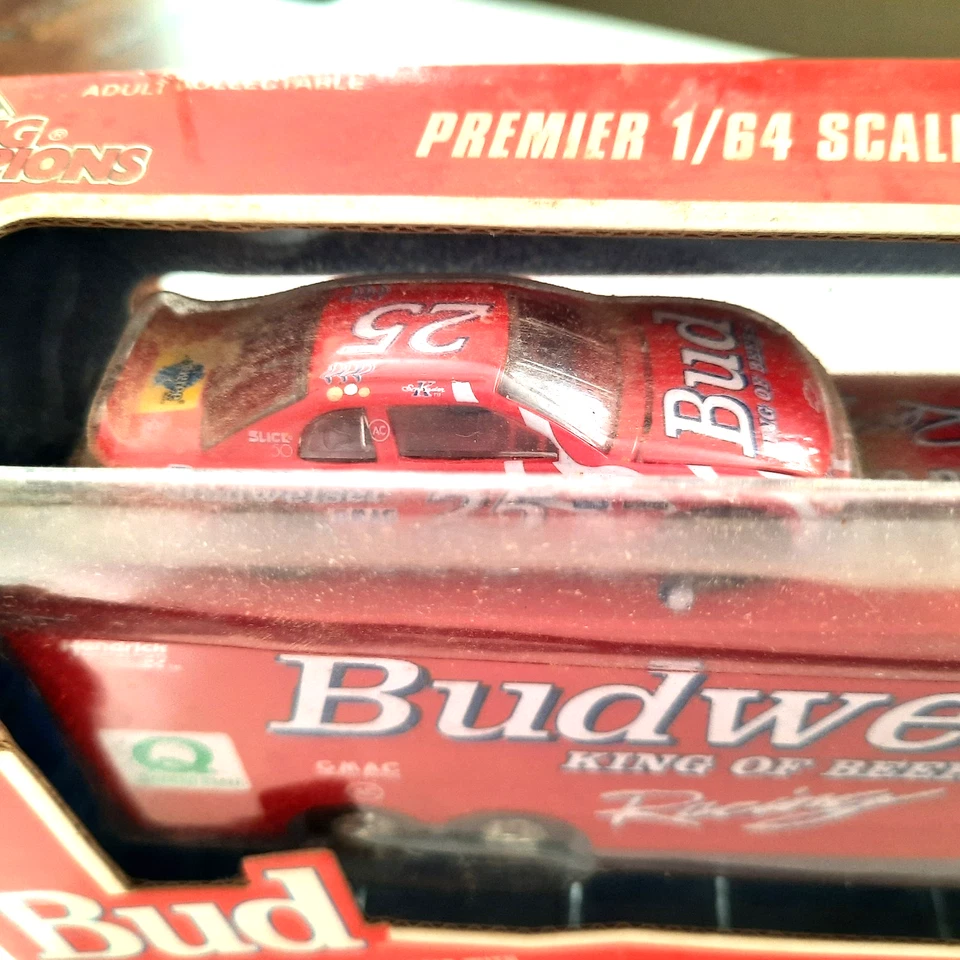 Ken Schrader Budweiser #25 Transporter 1/64 Nascar Racing Champions with Car - Image 4 of 4