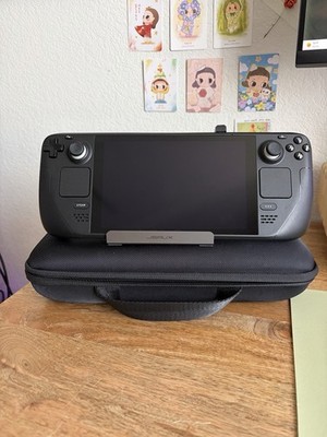 Steam Deck Lcd 256gb. With case + Jsaux dock + 512gb Sandisk Micro SD