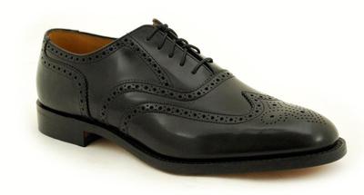 Loake Rahmengenähte Premium Herrenschuhe 5 Eye Black Polished Shoe 758B2 Brogues