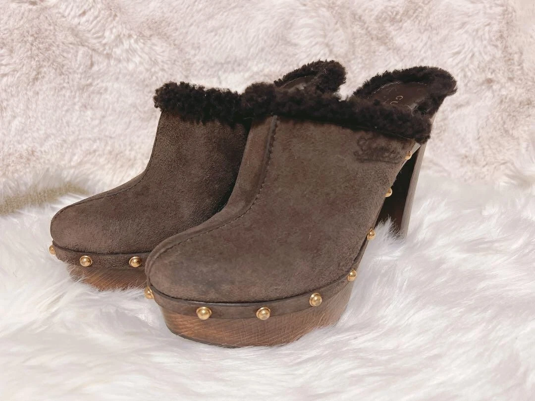 GUCCI Fourrure Clous Talon Sabo Sandales Mules Escarpins Chaussures Femme Taille EU 39 Marron Or