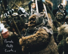 PAMELA BETTS signed Autogramm 20x25cm STAR WARS in Person autograph COA EWOK