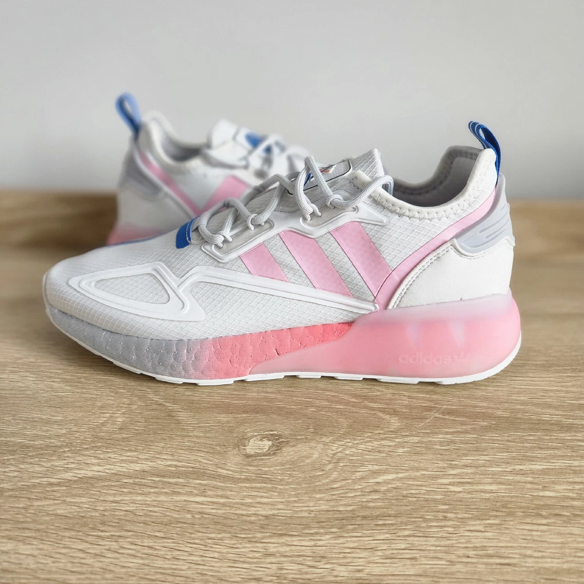 Women's adidas hotsell size 9