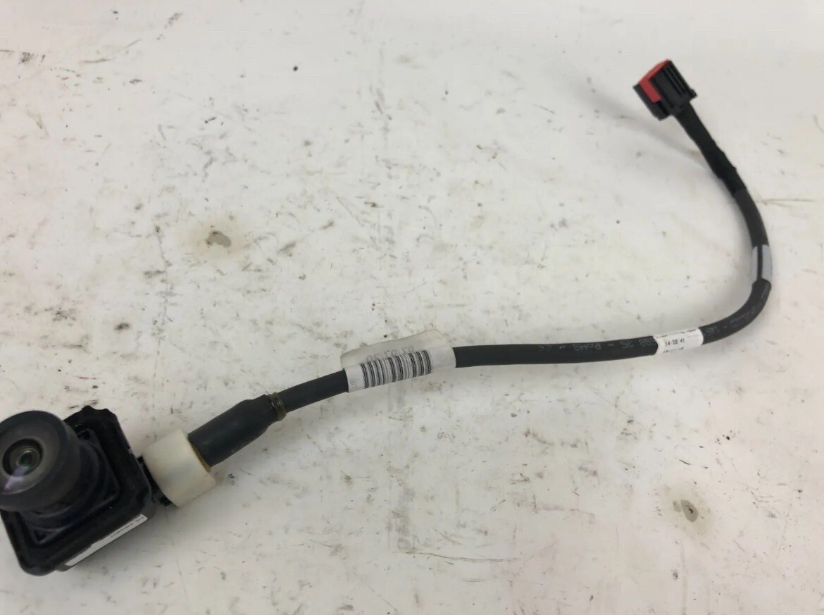 Maserati Ghibli Rear View Reverse Camera w/ Cable 670104977 Tested & Works OEM