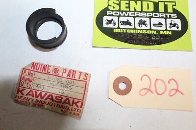 BIN8 Kawasaki NOS Rubber Bushing 92092-1001 | eBay