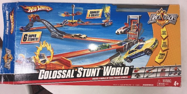hot wheels colossal stunt world