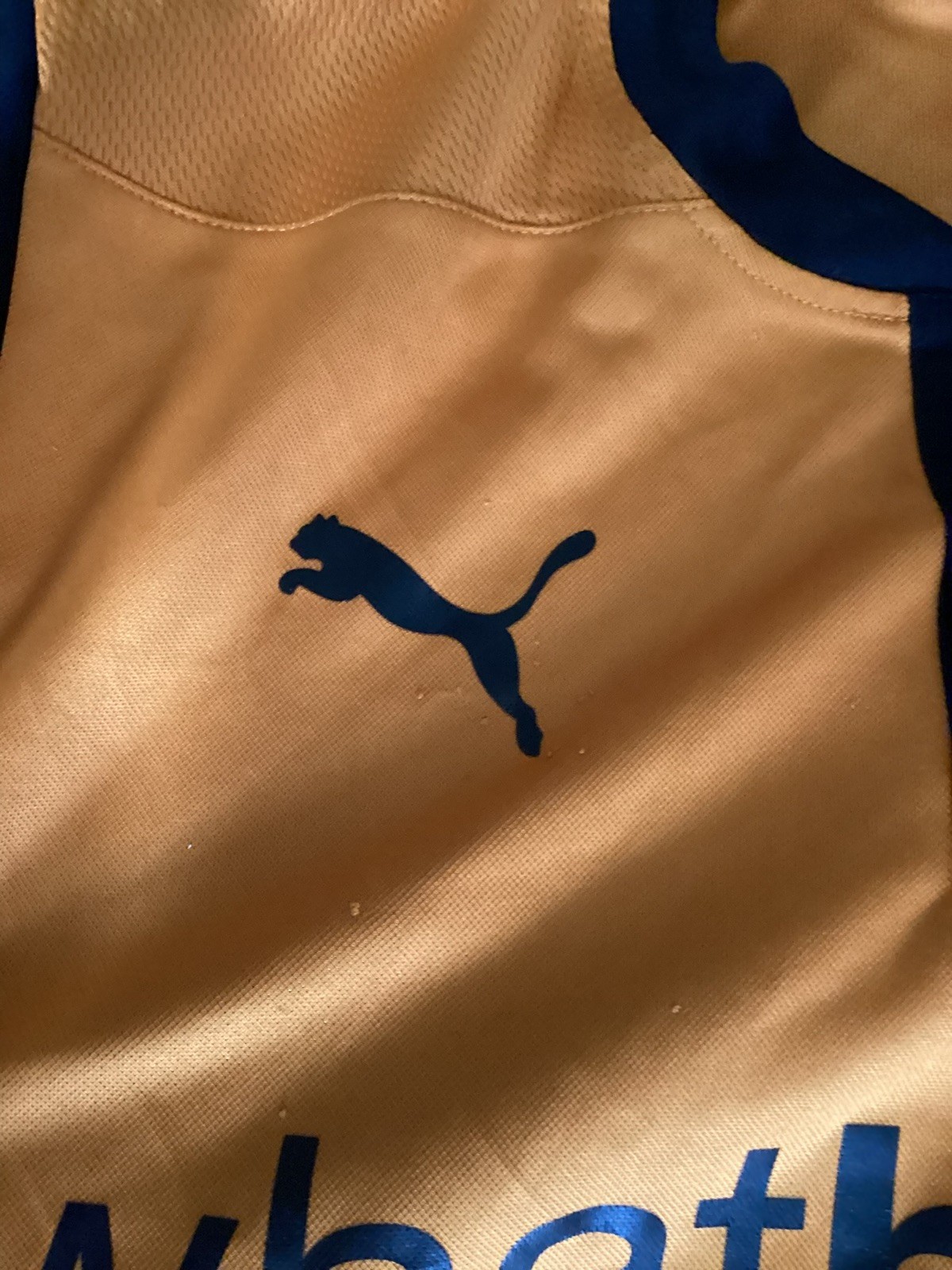 Retro Wolves Football Shirts 2013/2014 Home Size small Puma thumbnail 4