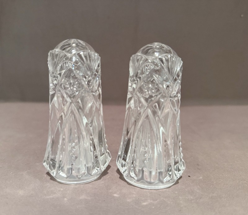 Cristal D Arques Durand Crystal Salt & Pepper Stoppered Shaker Set Villemont New