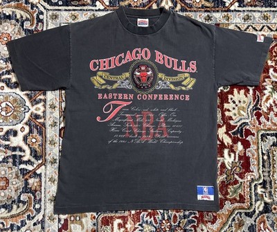 90s USA製 Nutmeg Mills Chicago Bulls Tシャツ VTG Nutmeg NBA Chicago Bulls 1991 Championship T-Shirt Men's LARGE
