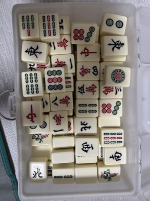 Mahjong Set - Klassisches Fliesenspiel für 2-4 Spieler, gebraucht