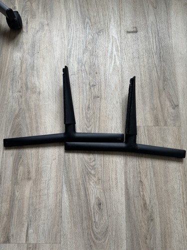 Original Samsung TV Standfüße Set (Links & Rechts) aus GU85BU8079U