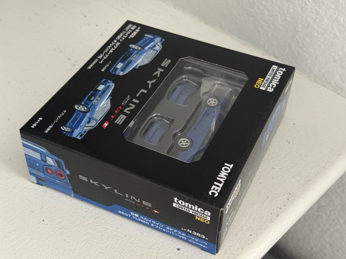 Tomica Limited Vintage Neo 1:64 LV-N353b 2000 Nissan Skyline 25GT