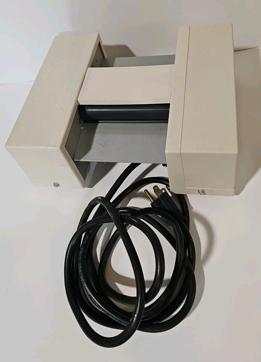 General Binding Corporation GBC Laminator Model 362LM-3. Tested.