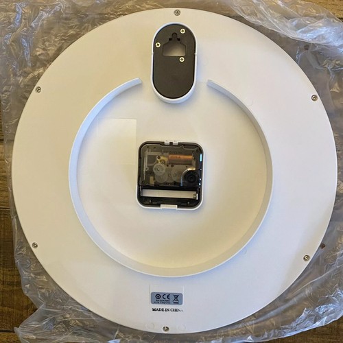 NUOVO OROLOGIO DA PARETE SEIKO 12" ROTONDO MARI ART DECO, Bianco QXA769W - Foto 2 di 3