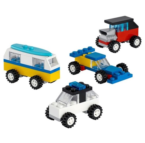 LEGO CLASSIC: 90 Years of Cars (30510) Polybag  - Picture 3 of 3