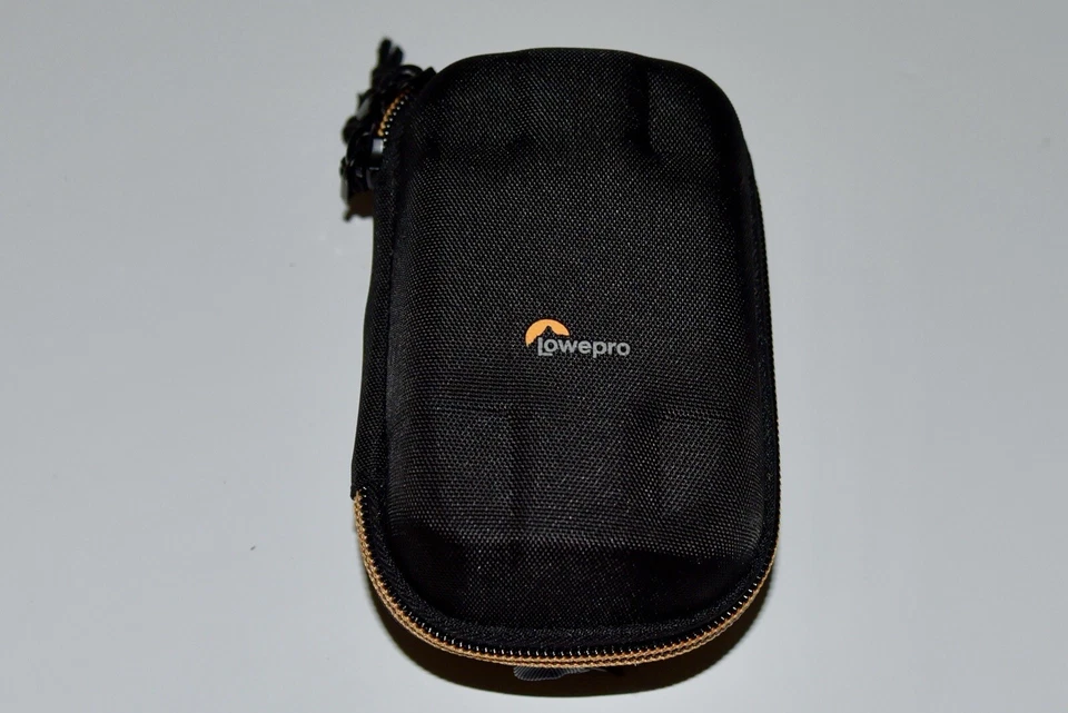 Lowepro DashPoint AVC 40 II Hard Shell Case for Action Camera - Image 3 of 3